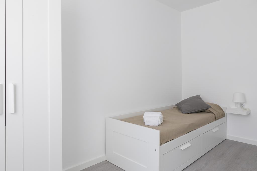 Apartup Las Naves Valencia Exteriör bild