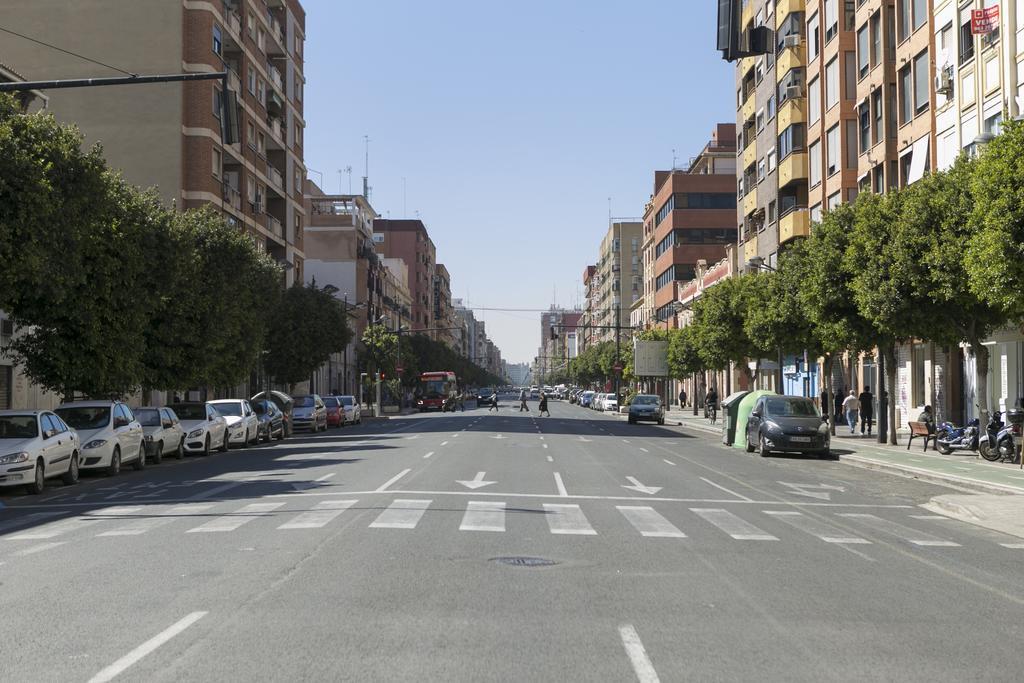 Apartup Las Naves Valencia Exteriör bild